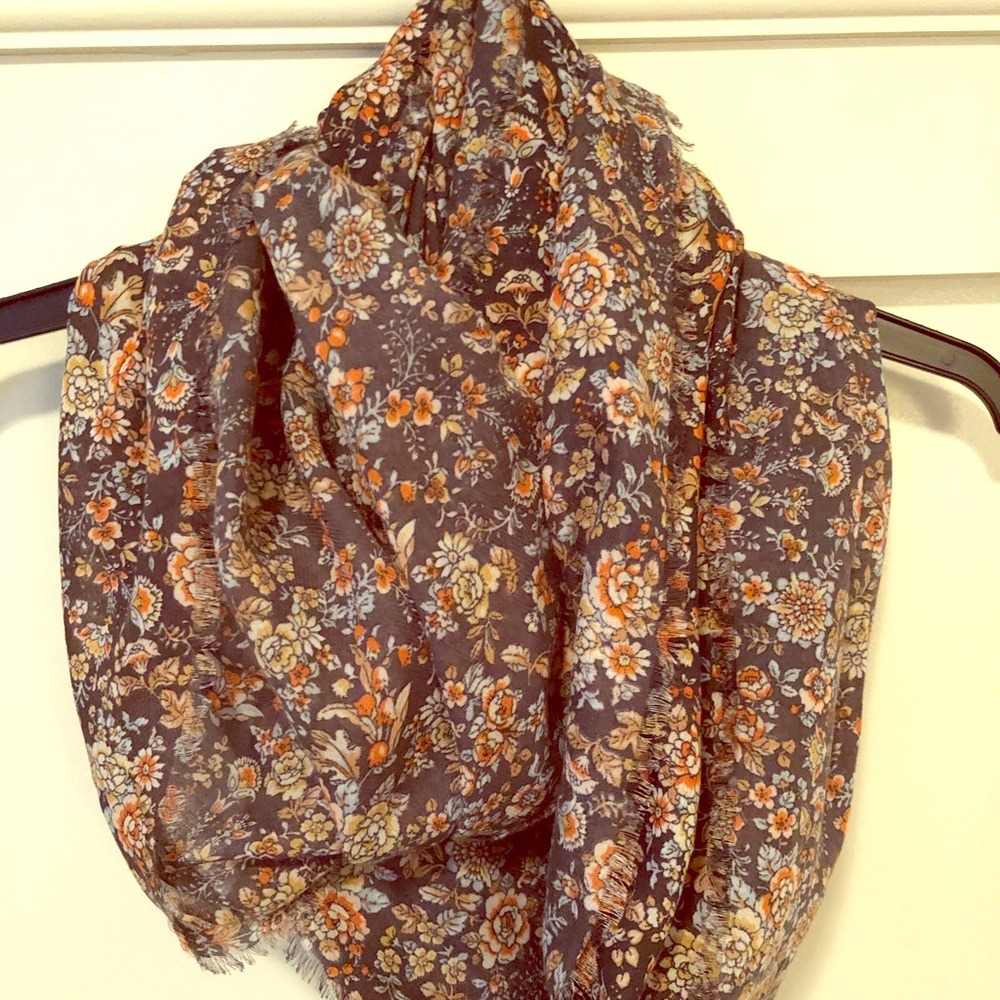 Beautiful LOFT infinity scarf